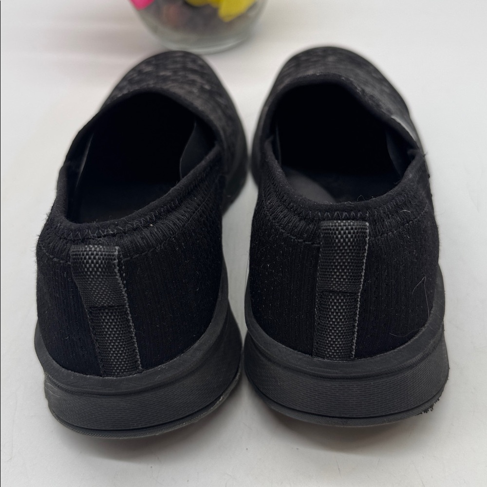 Bzees Black and Gray Slip-On Sneakers Size 10 SNK9382E - Picture 3 of 7